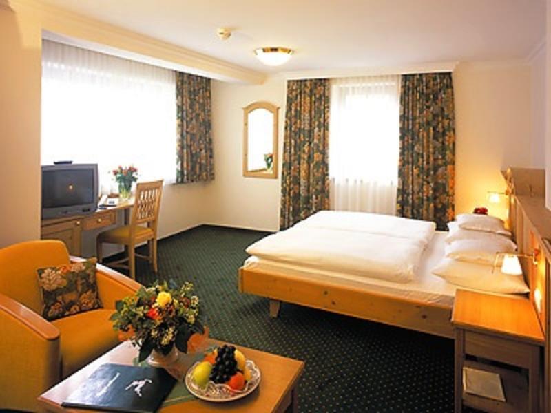 Hotel Zum Hirschen Zell am See Extérieur photo